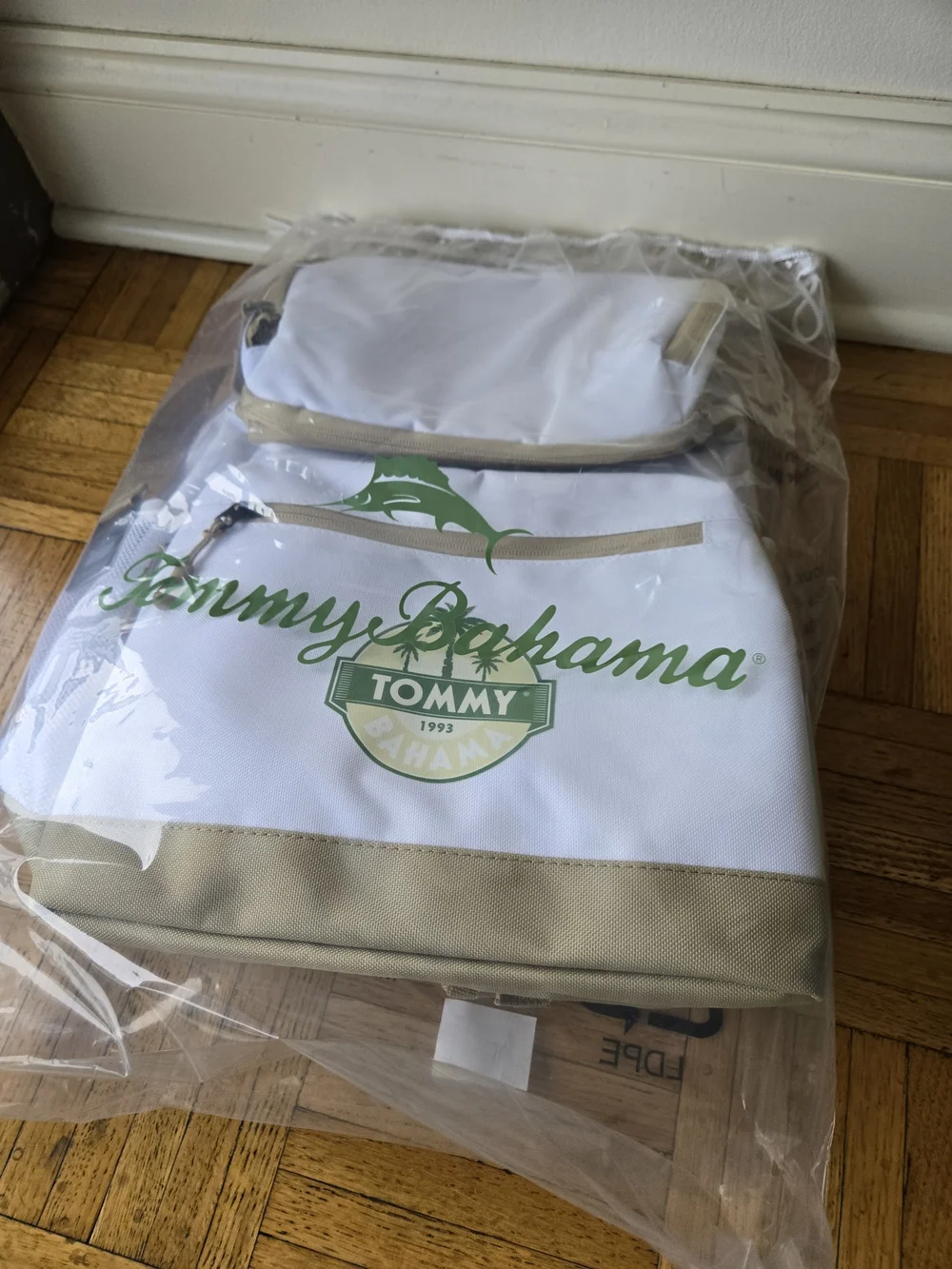 Brand New Tommy Bahama White and Tan Accent Cooler Bag with Palm Logo